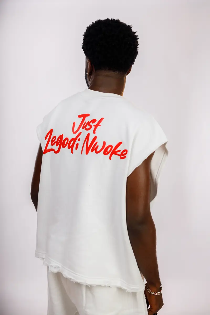 The Legodi set in Bone white, red print, back
