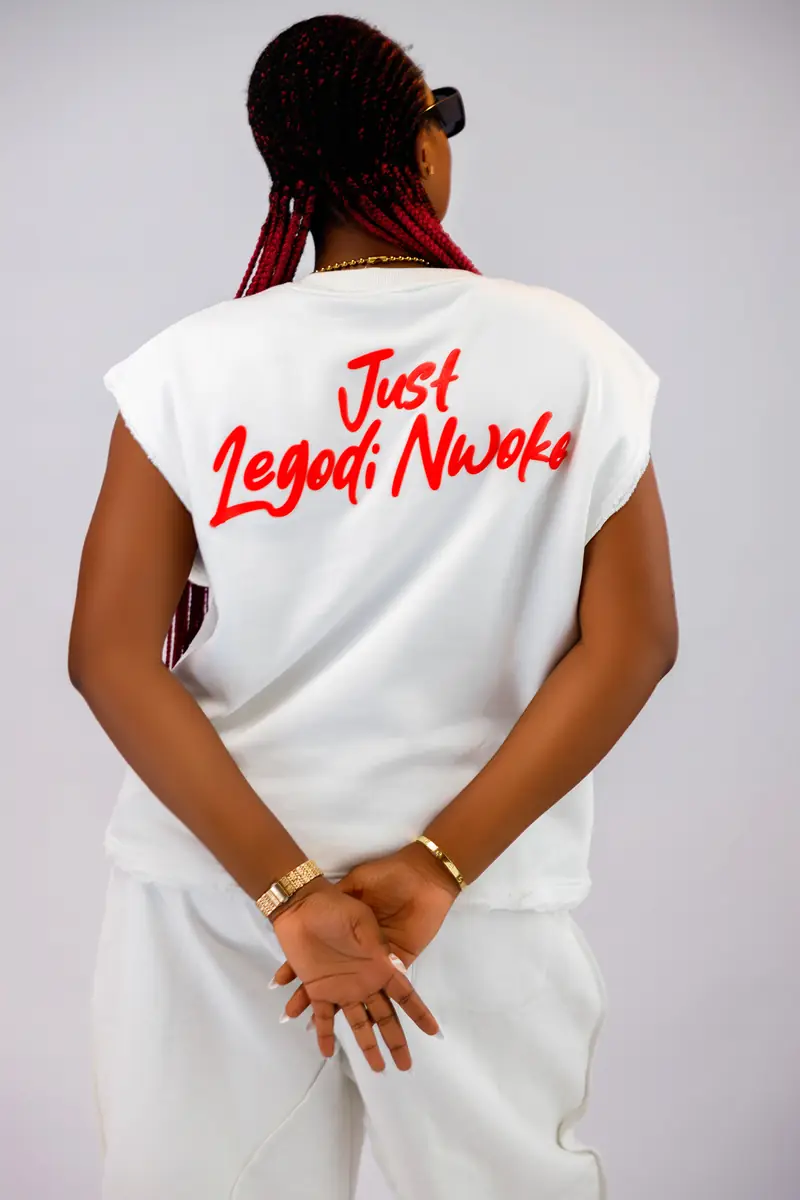 The Legodi set in Bone white, red print, back