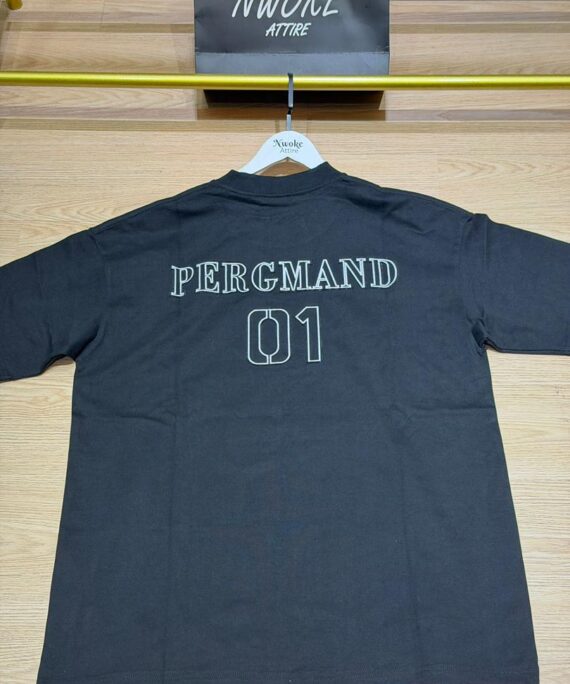 The 01 Essential Tee