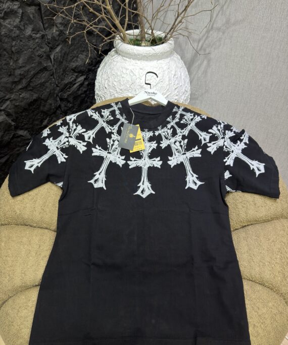 Black Gothic Cross Print T-Shirt