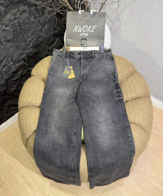 Washed Baggy Wide-Leg Jeans
